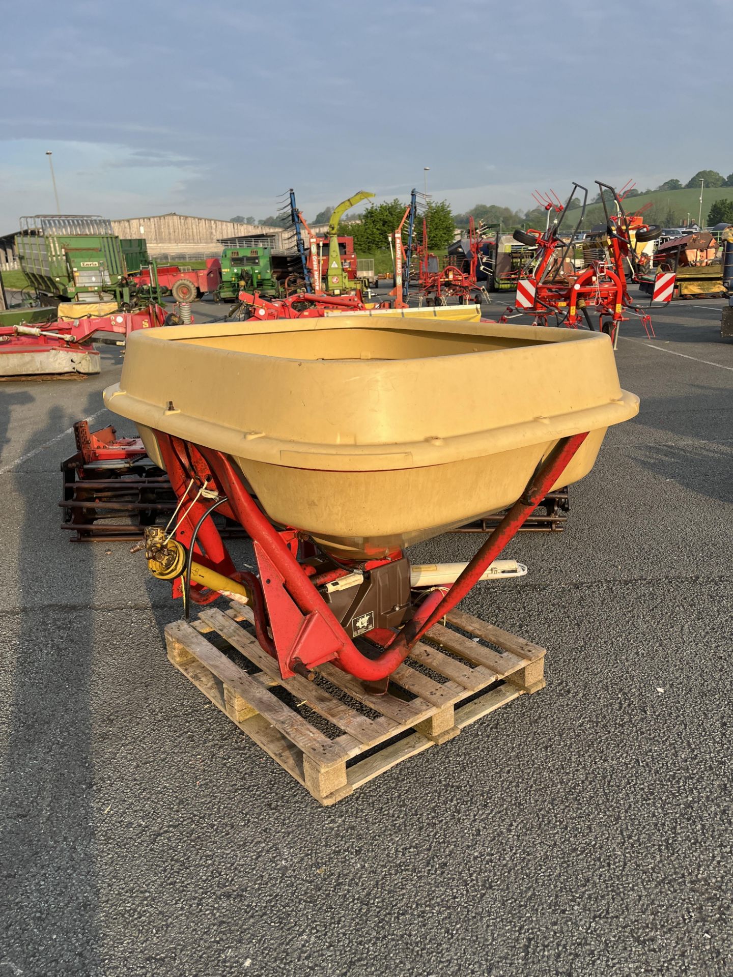 VICON PS1153 FERTILSER SPREADER