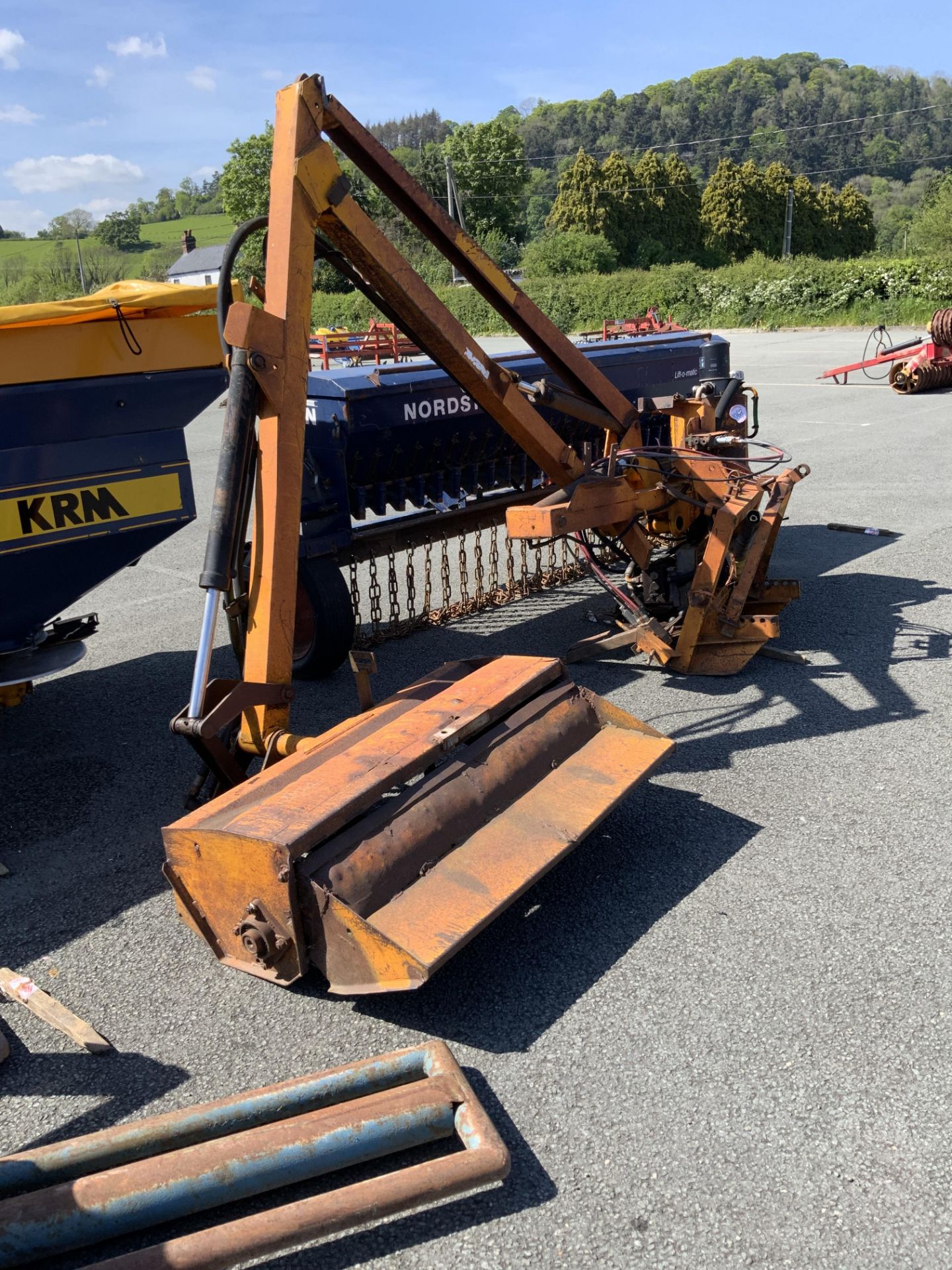 MCCONNEL PA 24 HEDGECUTTER