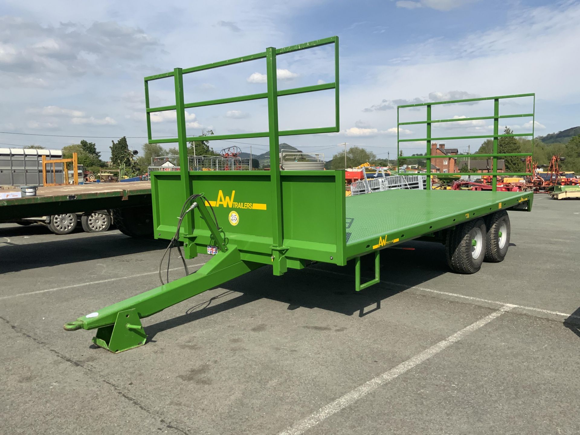 18FT AW BALE TRAILER - Image 2 of 6