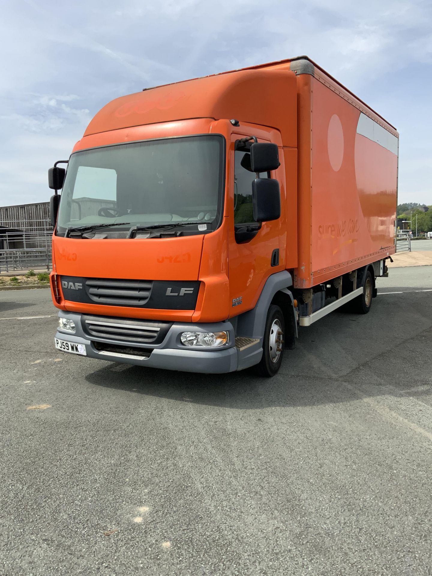 DAF LF45 7.5 TON BOX WAGON - Image 5 of 9