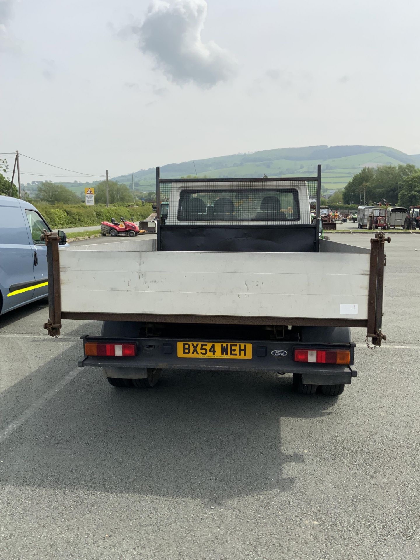 FORD TRANSIT TIPPER REG BX54WEH - Image 5 of 6