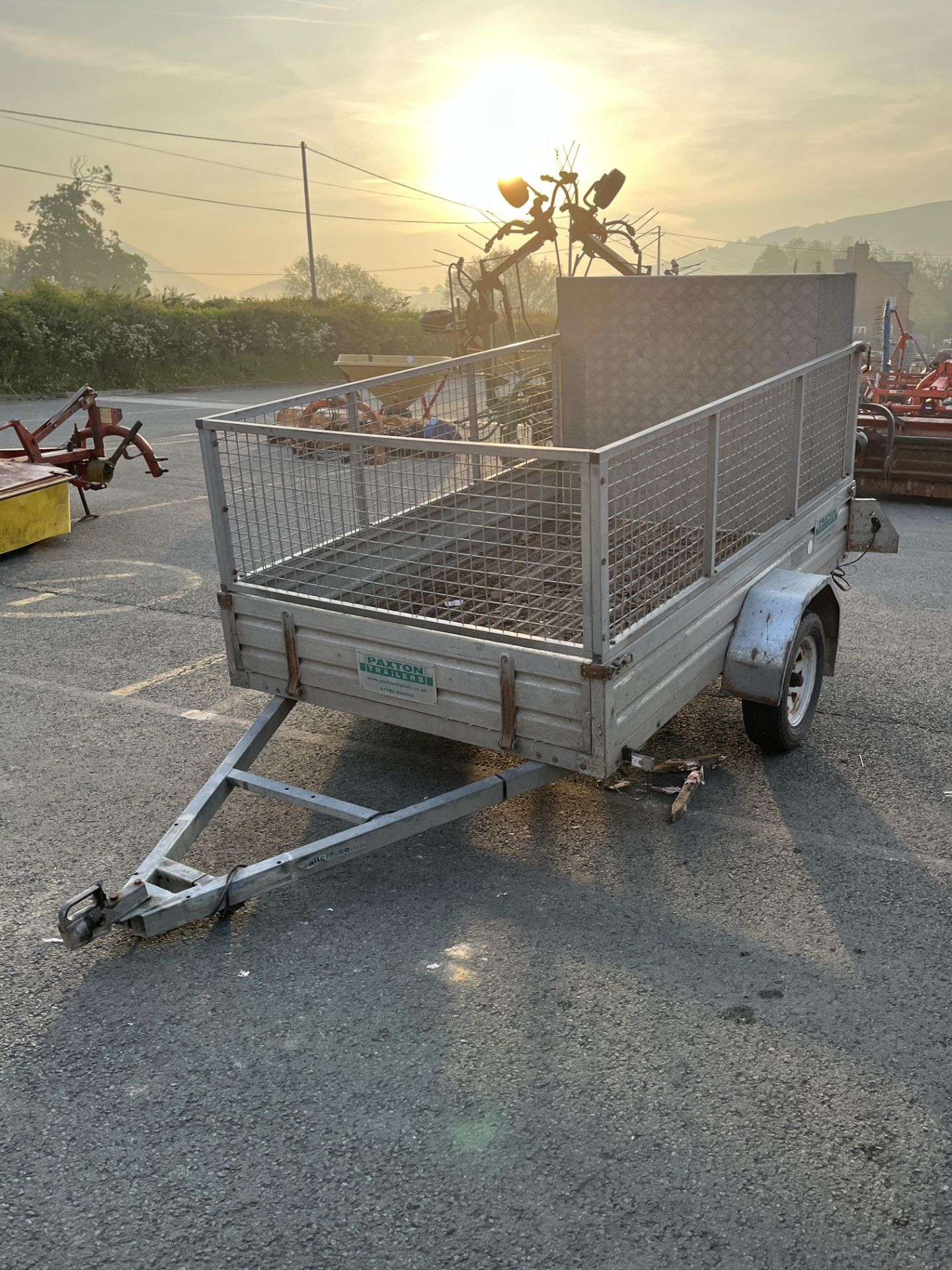 8'x4' MESH SIDE TRAILER