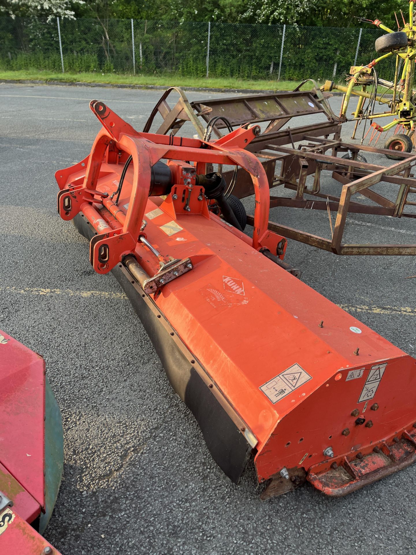 KUHN FLAIL MOWER - Image 2 of 3