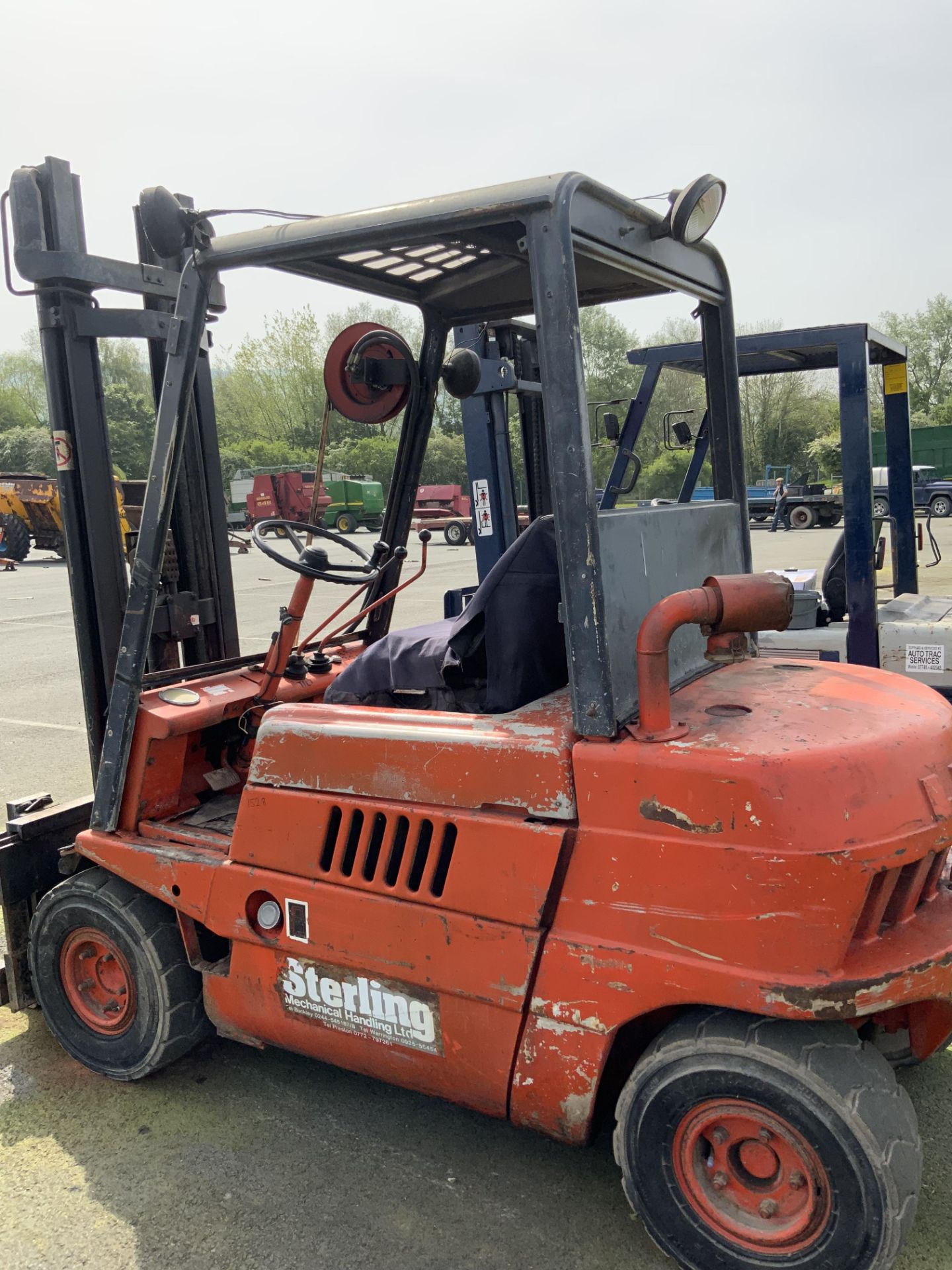 LINDE 3 TON FORKLIFT WITH SIDESHIFT - Image 6 of 6