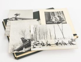 34 Originalabzüge der Fotografin Lotte Laska.