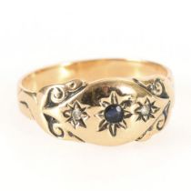 Ring mit Saphir und Diamanten, um 1900.