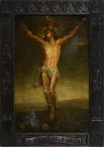 Holztafelbild mit Christus am Kreuz.