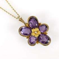 Anhänger mit Amethysten an Kette, um 1900.