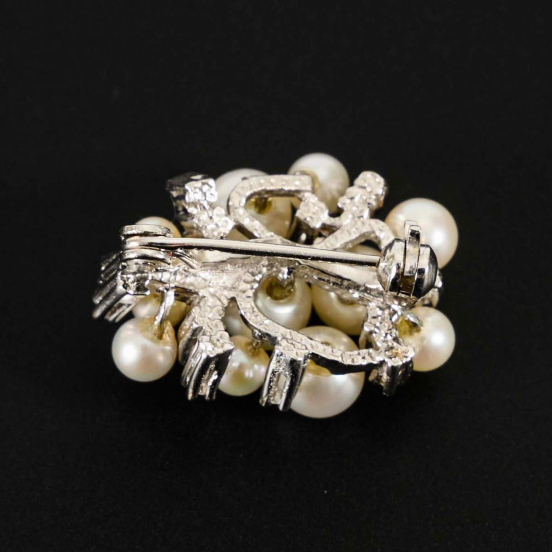 Perlenkettenverkürzer mit Akoyazuchtperlen und Diamanten. - Image 2 of 2