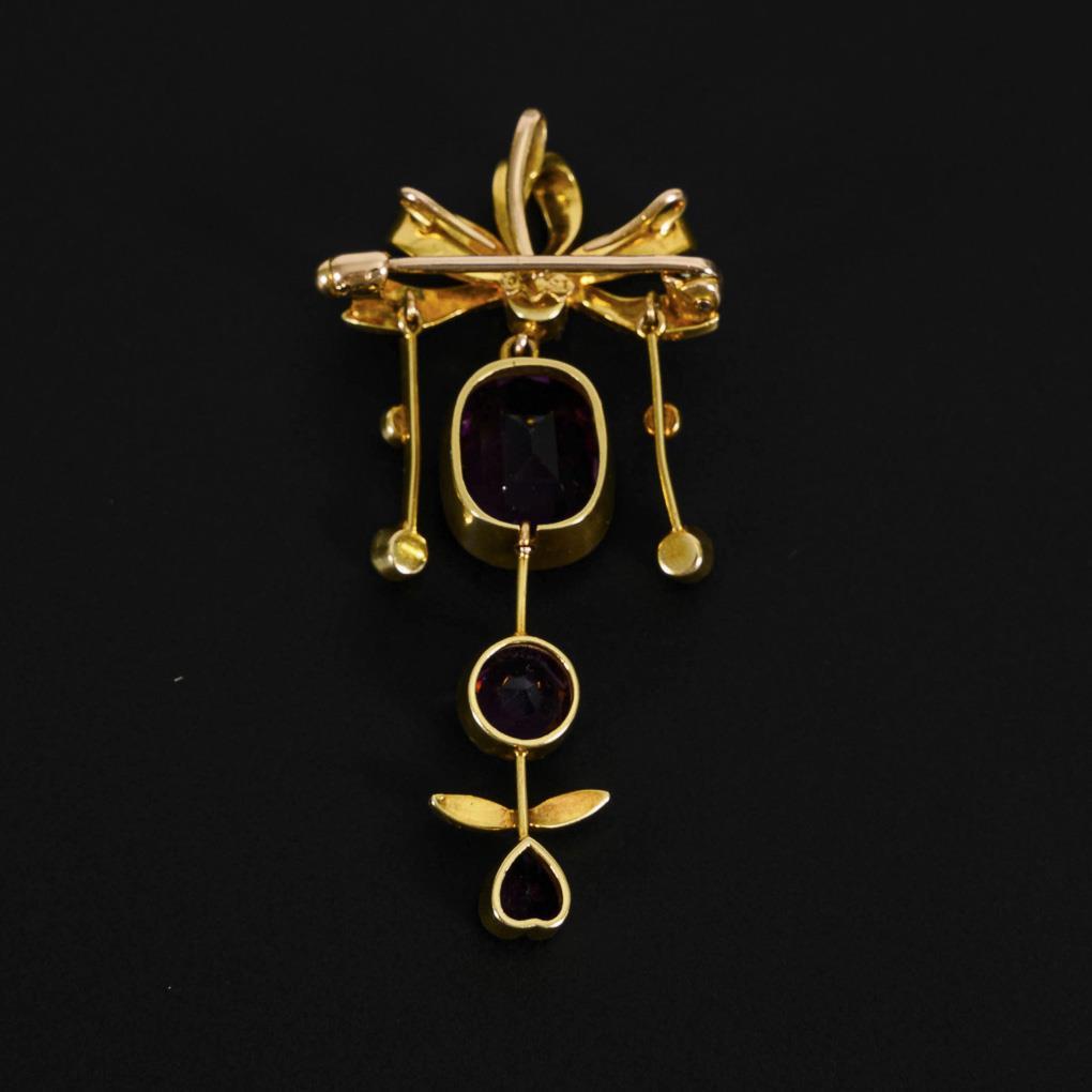 Jugendstil-Brosche/Anhänger mit Amethysten und Saatperlen, um 1900. - Image 3 of 3