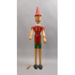 Sammlerfigur: gr. &#039;Pinocchio&#039;-Figur, Holz mehrfarbig gefasst, Kopf und Arme beweglich