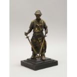 Skulptur, &#039;Der Schmied&#039;, Messingguss, auf Holzsockel - schwere Ausf.!; H&ouml;he 31 cm