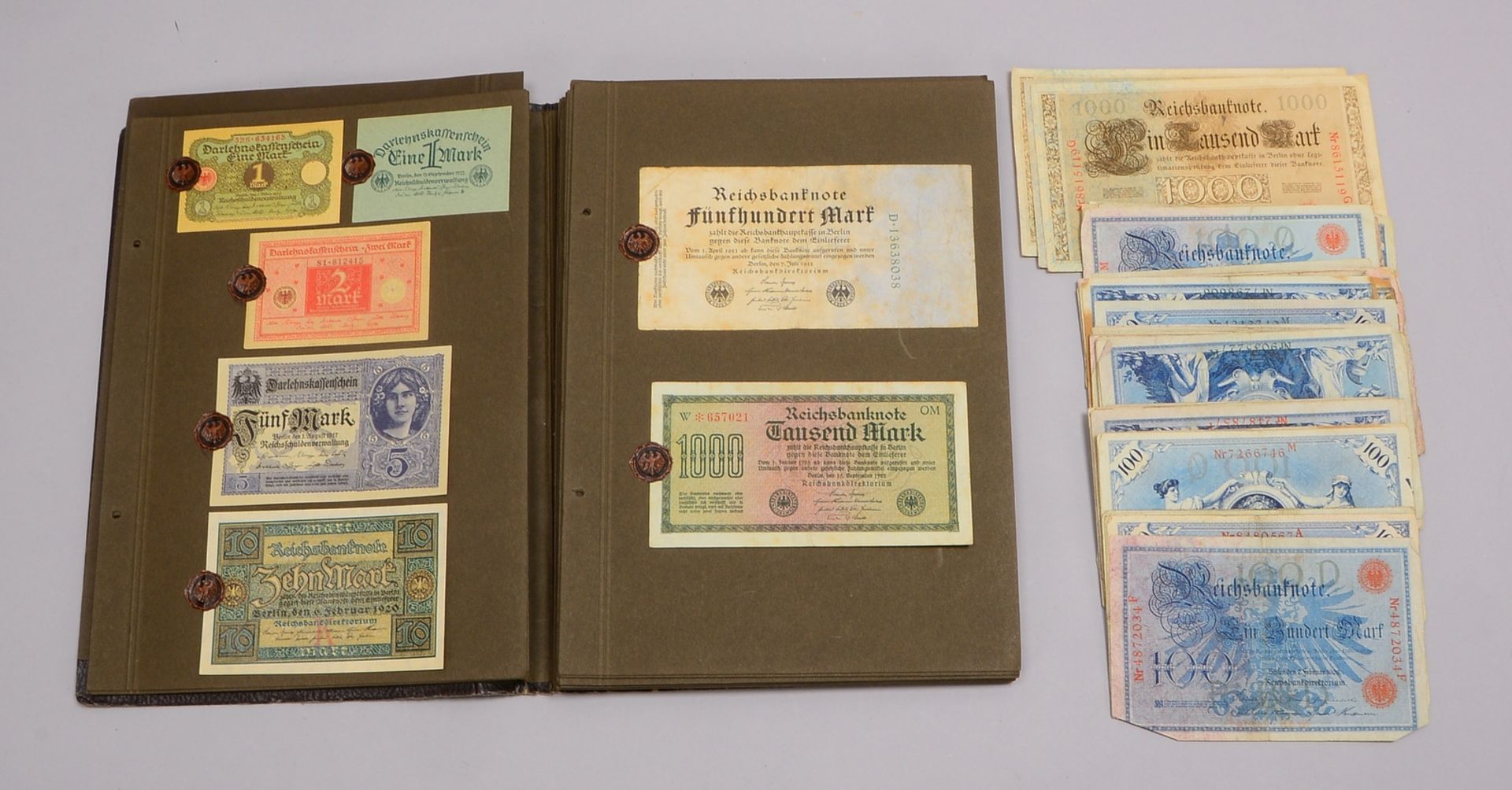 Notgeld-Konvolut: Album 1914 - 1924; anbei 4x Scheine 1.000 RM&#039;/&uuml;ber 50x &#039;100 RM&#039