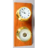 Hermle-Uhr, mit 'Ship's Bell'/Alarmfkt., und kl. Wetterstation, auf Holzplatte - mit Aufh.