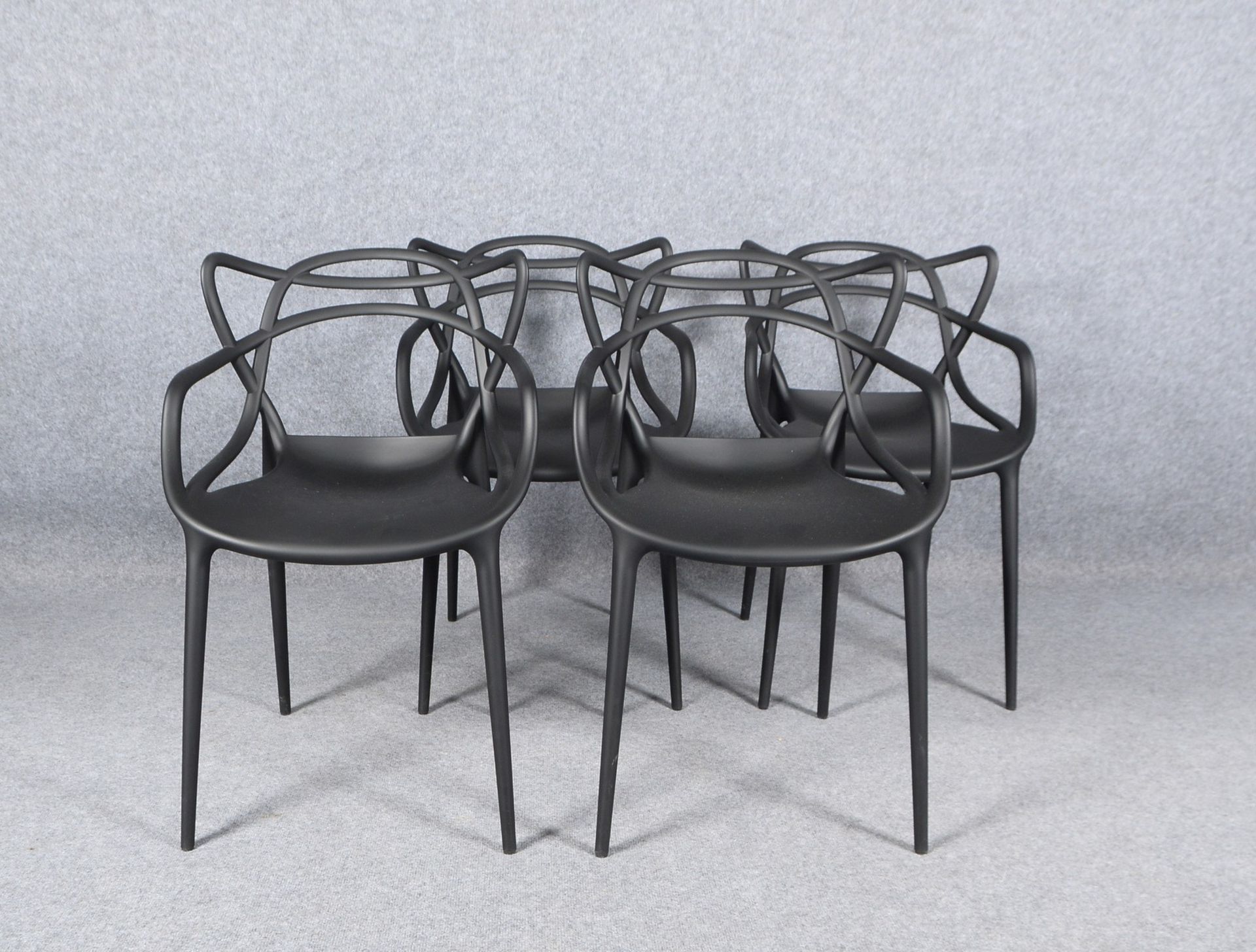 Kartell, 4 Designer-Stühle, 'Masters', schwarzes Polyethylen, Entw. Starck & Quitllet