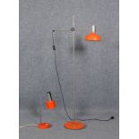 Hustadt, Stehlampe und Tischlampe, orangef. lackiert; Höhe 137 cm/Höhe 45 cm