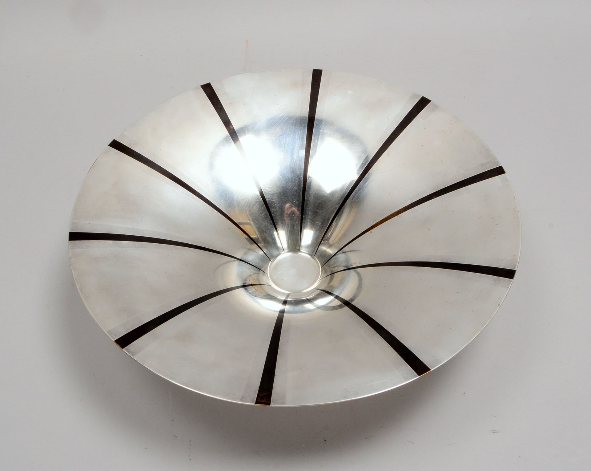 WMF Ikora, Anbietschale, Metall vers., Streifendekor, auf 3x Scheibenfüßen; Ø 35 cm