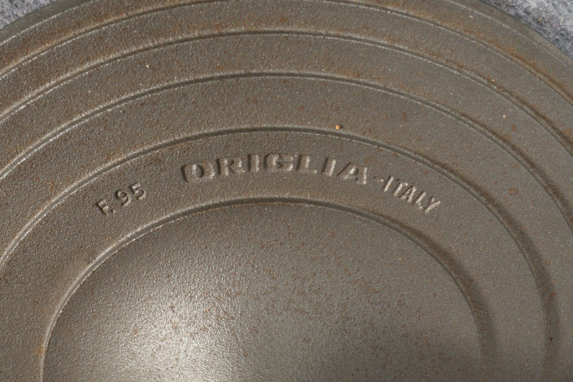 Origlia, Designer-Küchentisch, Mod. 'F95', runde Buchenholz-Platte auf getr. Stahlfuß - Bild 2 aus 2