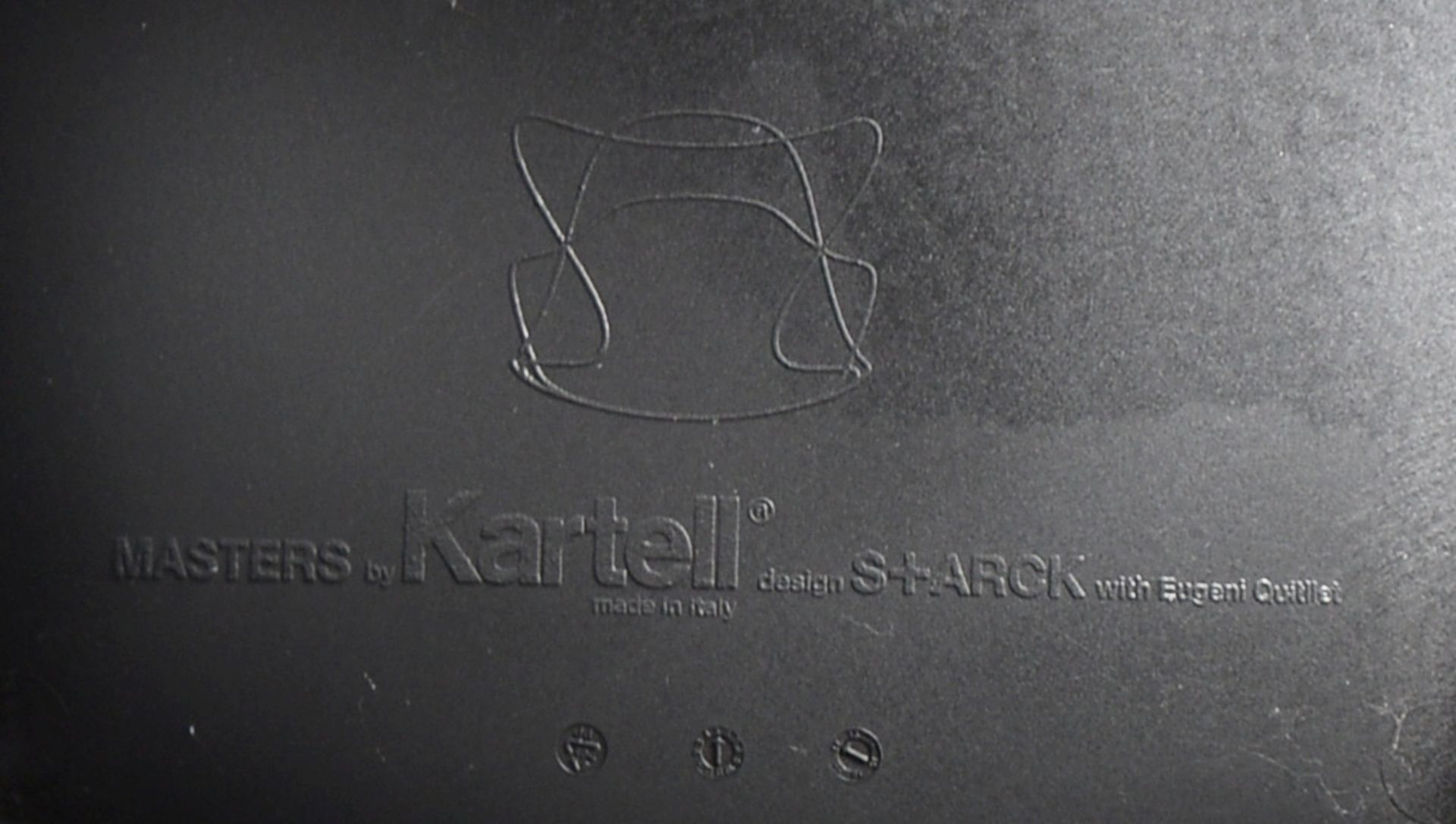 Kartell, 4 Designer-Stühle, 'Masters', schwarzes Polyethylen, Entw. Starck & Quitllet - Bild 4 aus 5