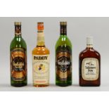 Sammler-Whisk(e)ys, 4 Fl.: Glenfiddich Scotch, Paddy Whiskey, und Whiskey Tullamore Dew