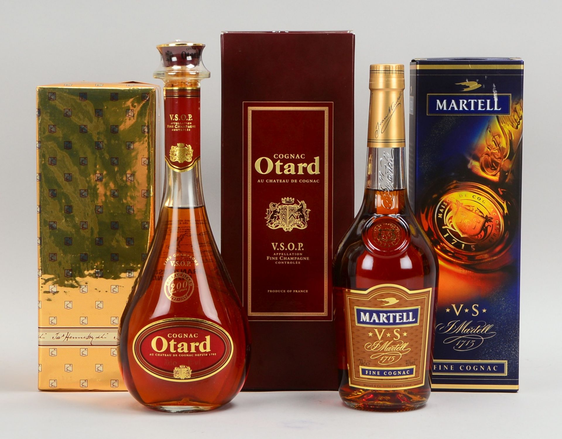 Sammler-Cognac, 3 Fl.: je 1x Hennessy, Otard und Martell, jew. 40% Vol., in OVP
