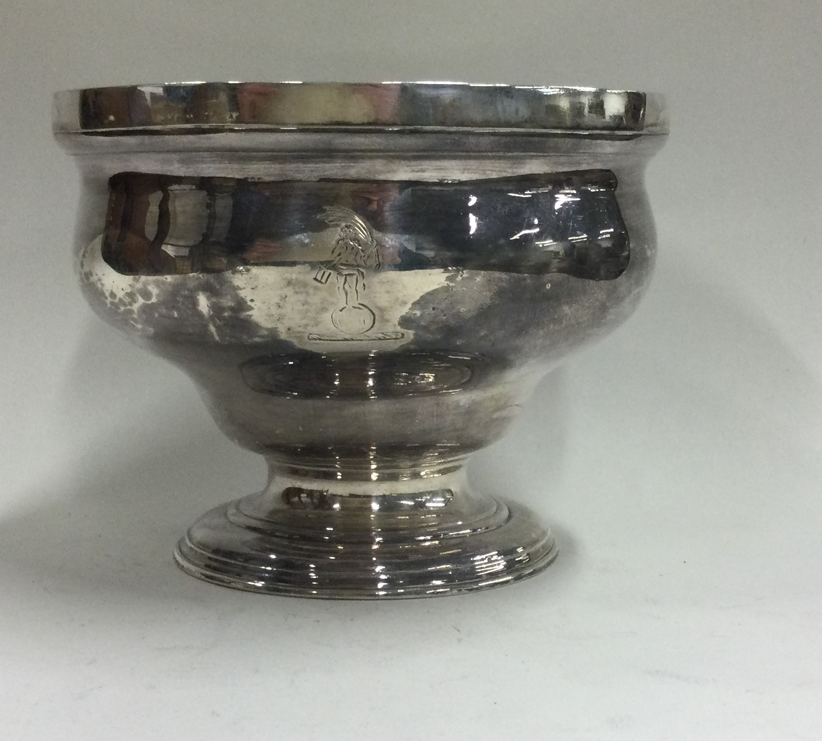 An early 18th Century silver crested bowl. London 1752. - Image 2 of 3