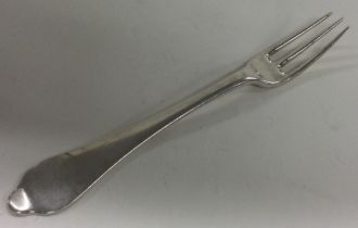 A very rare 18th Century silver three prong dog nose fork. London 1722. By Paul Hanet.