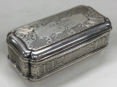 A Victorian silver hinged snuff box of French style. Birmingham 1851. By Edward Smith.