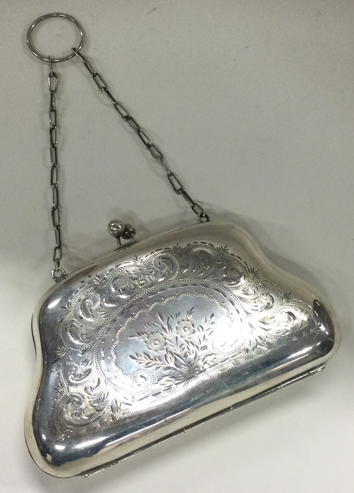 A silver purse with swag decoration. Birmingham. Circa 1910. - Image 2 of 2