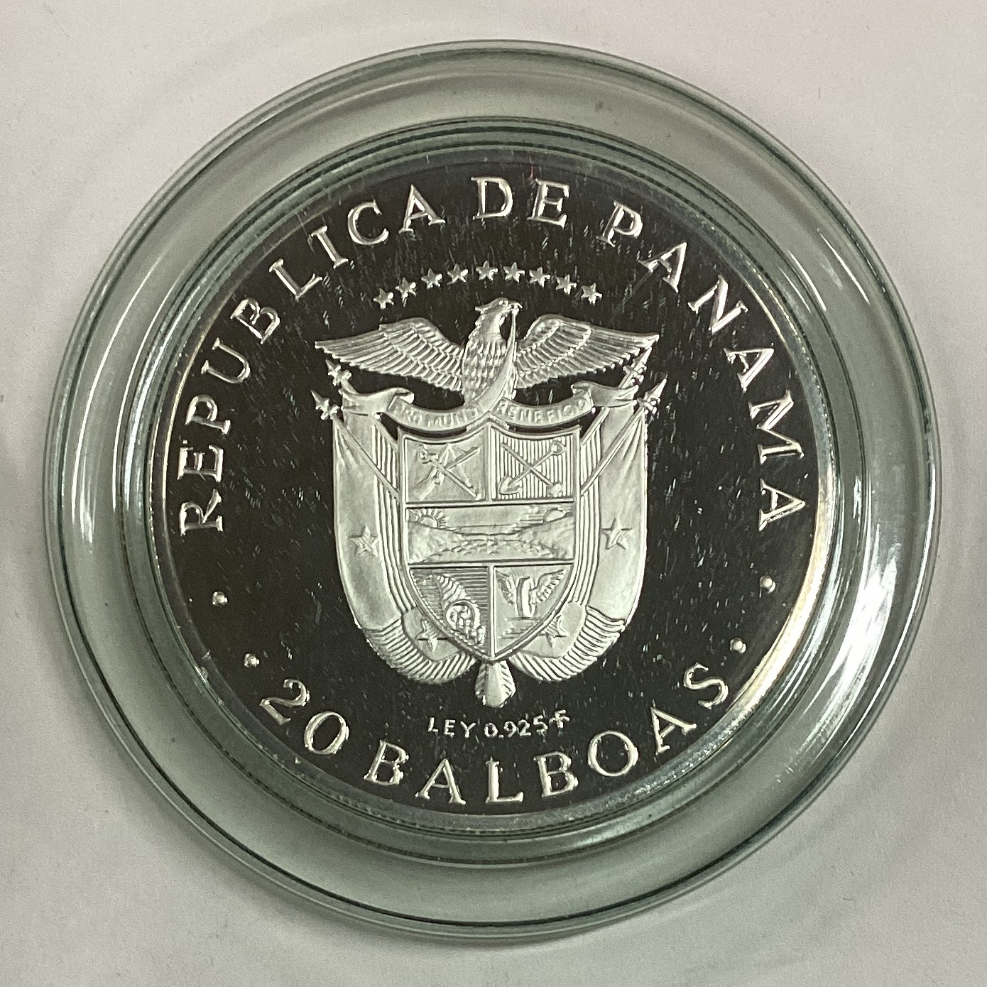 A 1974 Panama 20 Balboas Proof silver coin. - Image 3 of 3