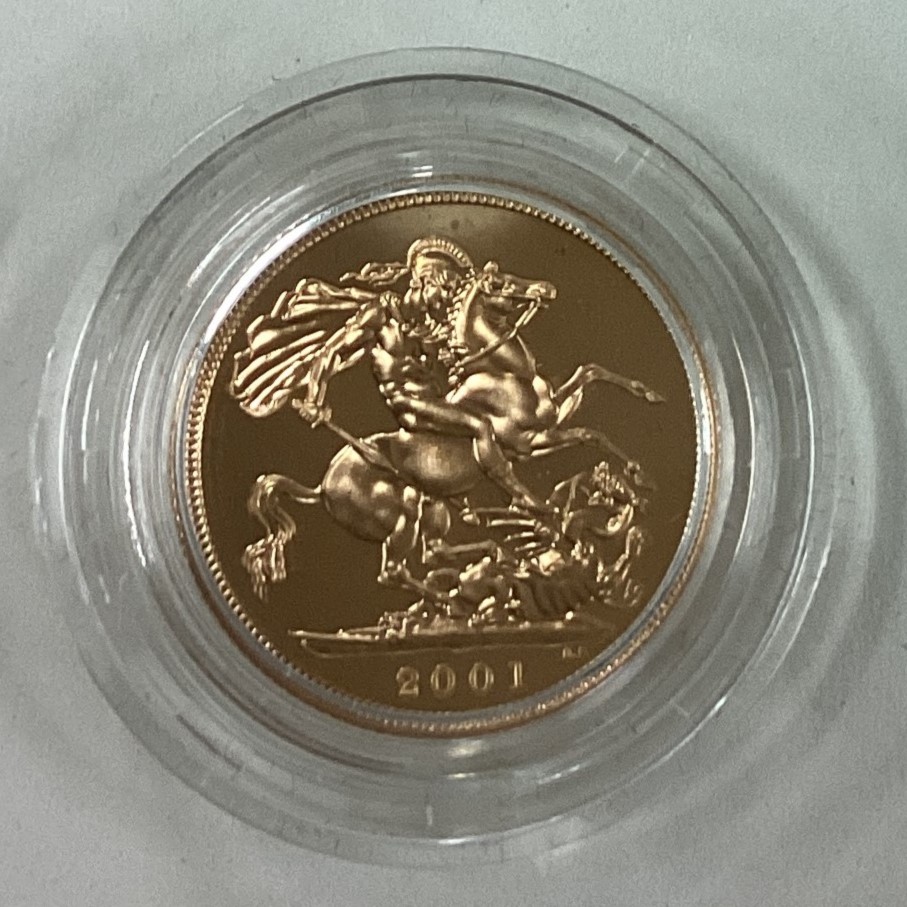 A cased 2001 gold Proof Full Sovereign coin. - Image 3 of 4