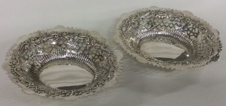 A pair of silver sweet dishes. Birmingham 1901. By William Davenport.