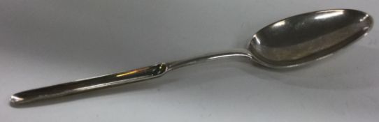 An 18th Century silver marrow spoon. London 1746. By Ebenezer Coker.