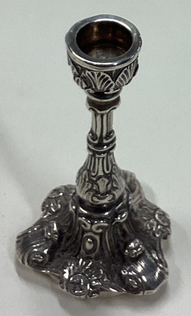 A heavy Victorian silver chamberstick. - Image 2 of 3