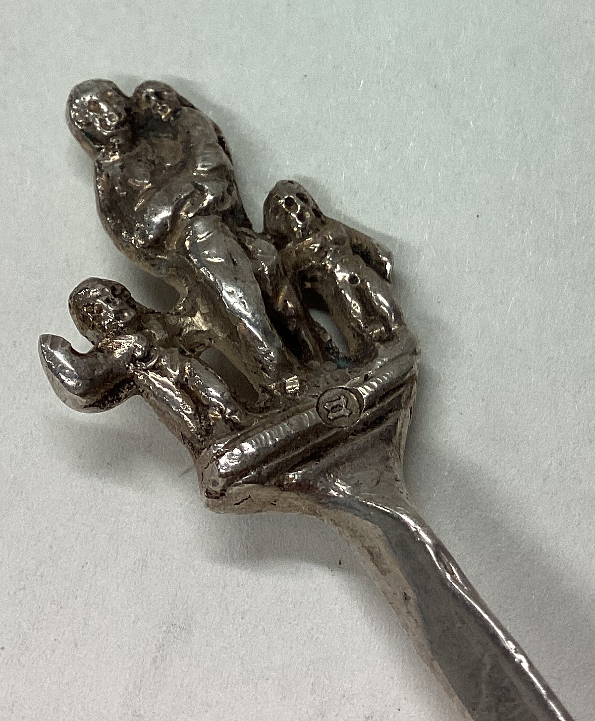 An Antique Dutch silver spoon with figural handle. - Image 3 of 4