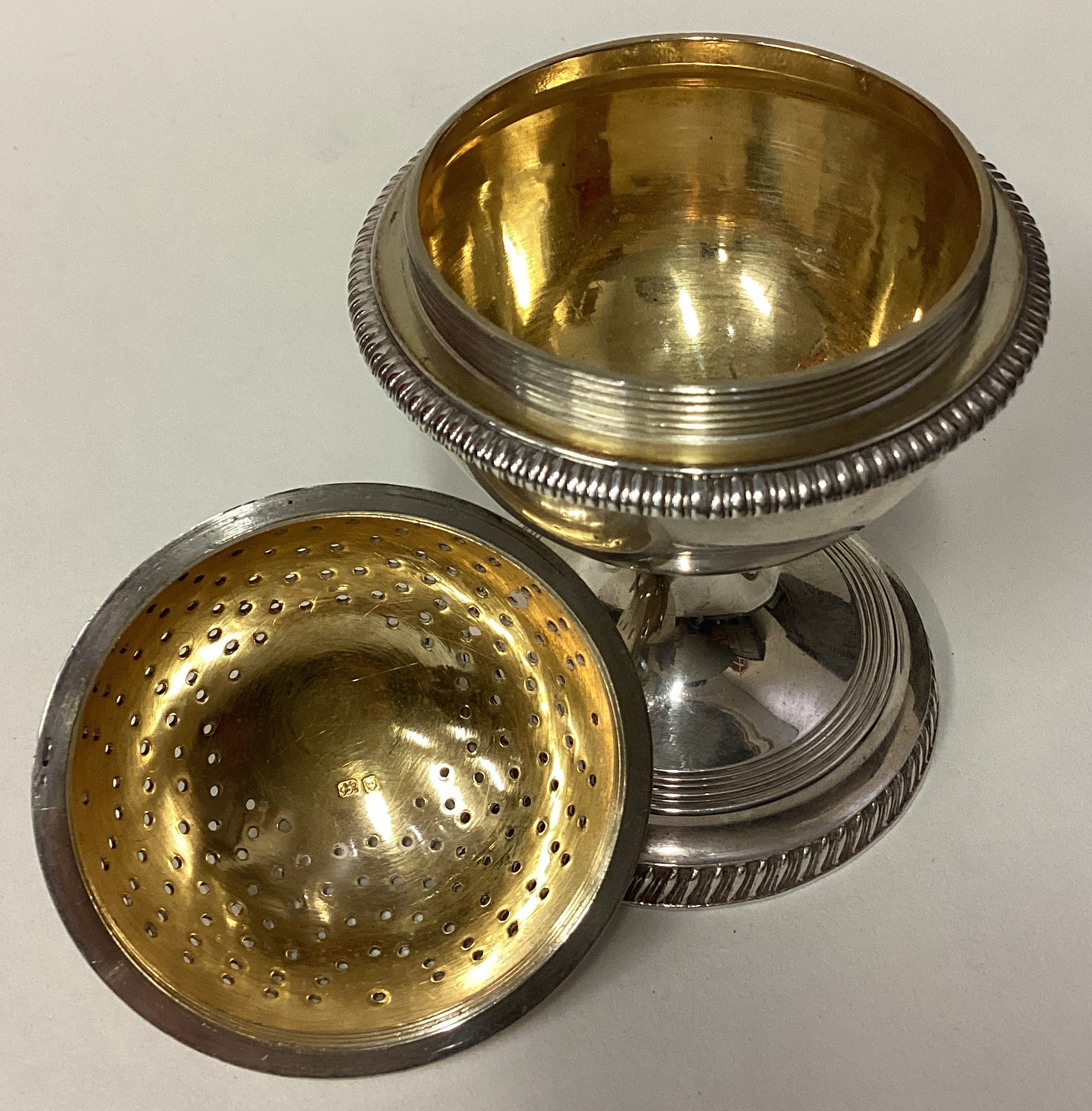 A rare silver sugar caster with screw-top lid. - Image 3 of 3
