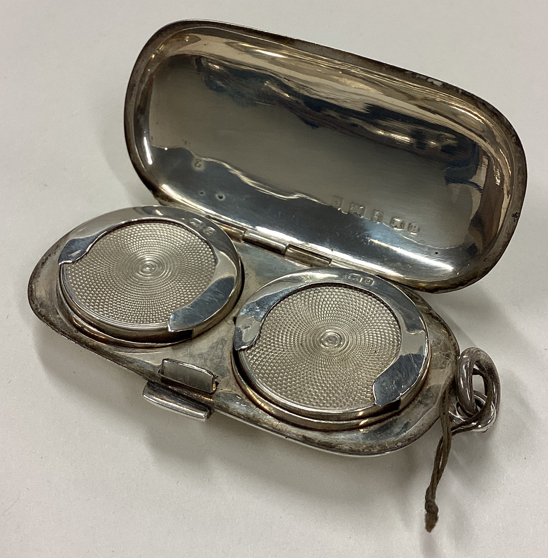 A silver double sovereign case. Birmingham 1904. - Image 2 of 2