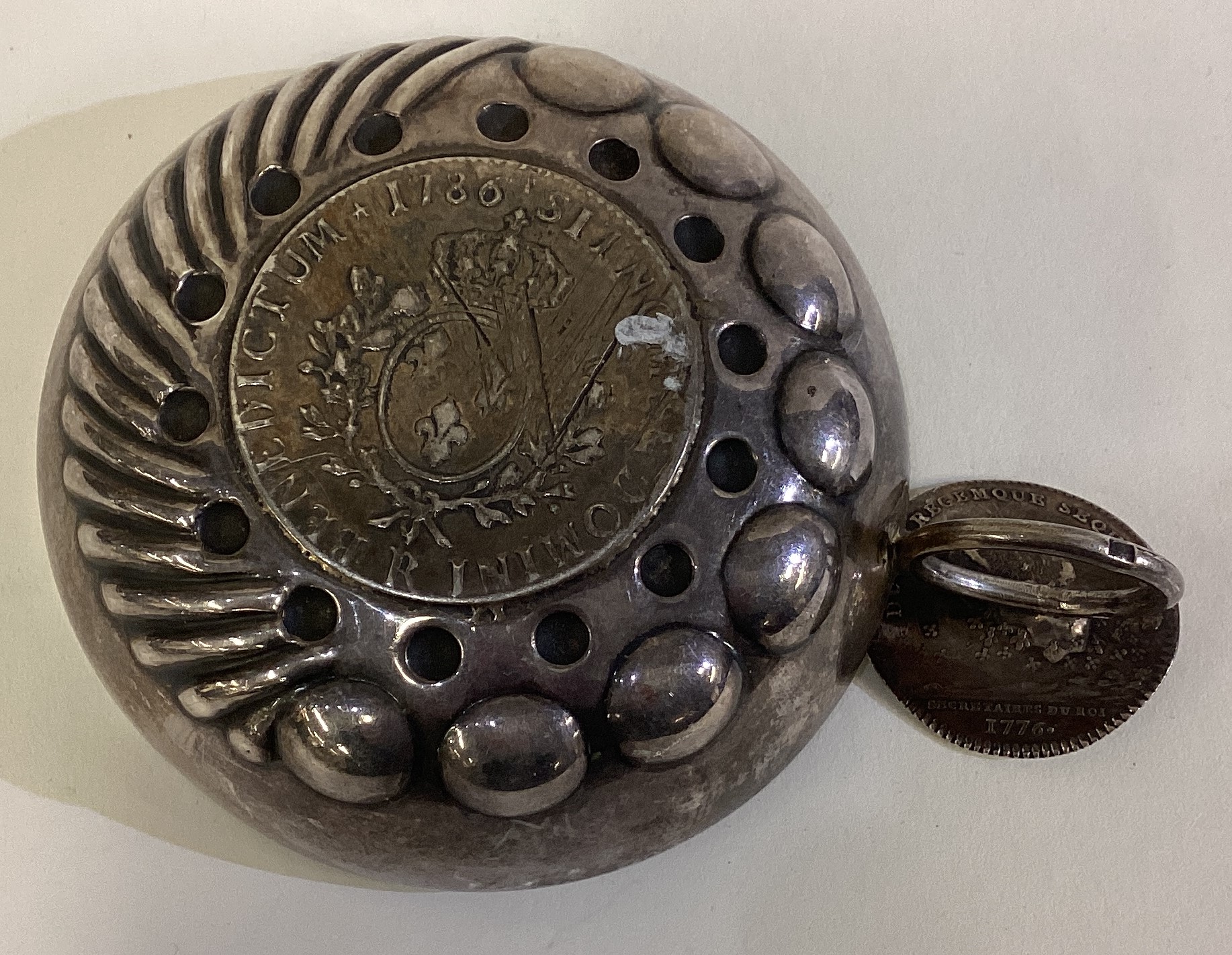 A 19th Century French silver wine taster with coin centre. - Image 3 of 3