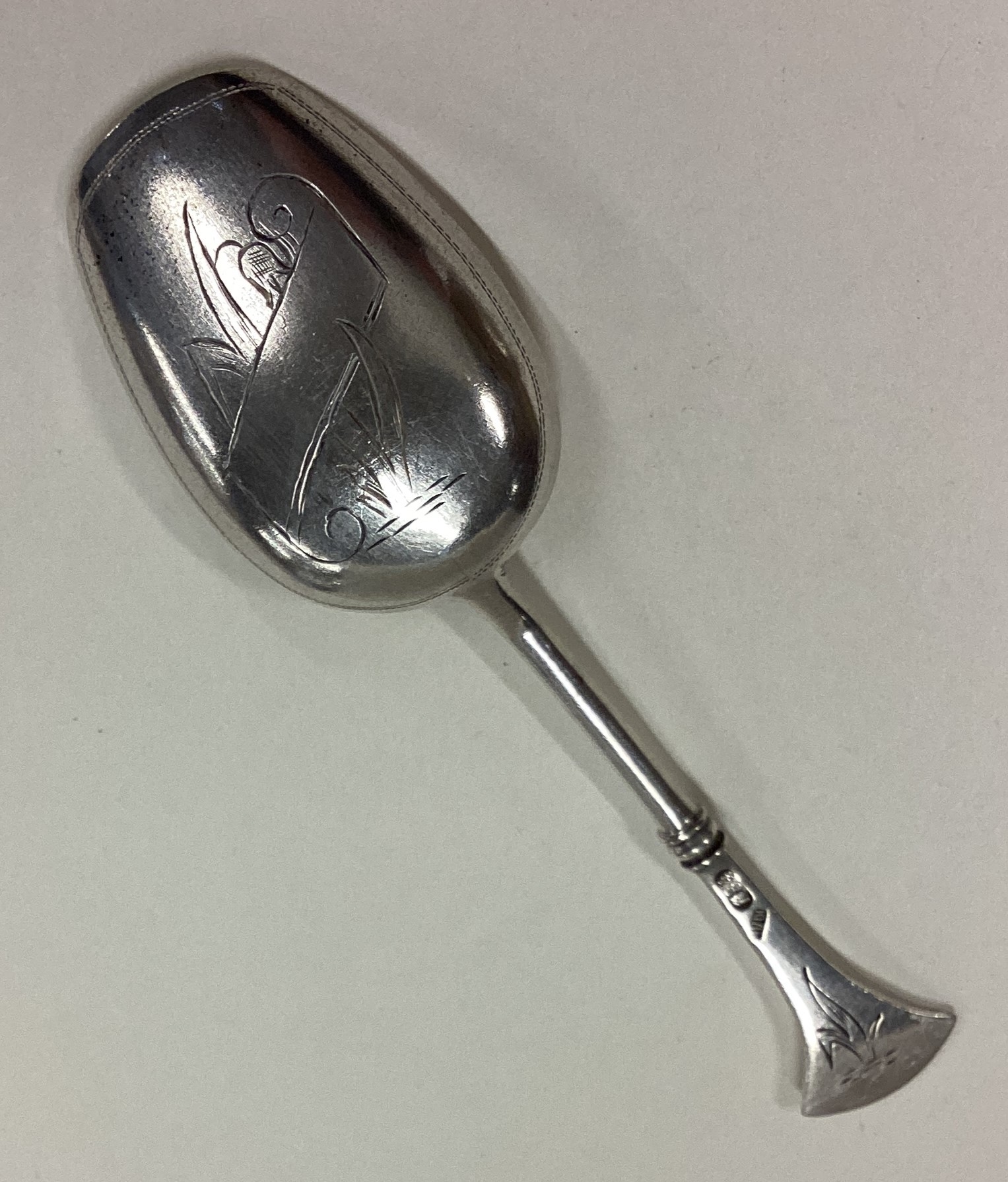 A Russian silver caddy spoon. Circa 1900. - Image 2 of 3