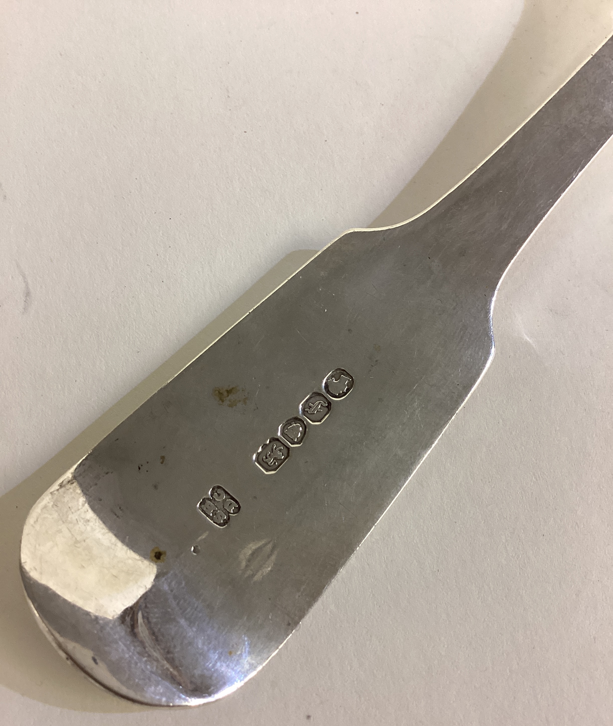 A rare Victorian silver fish slice with engraved fish decoration. - Image 3 of 3