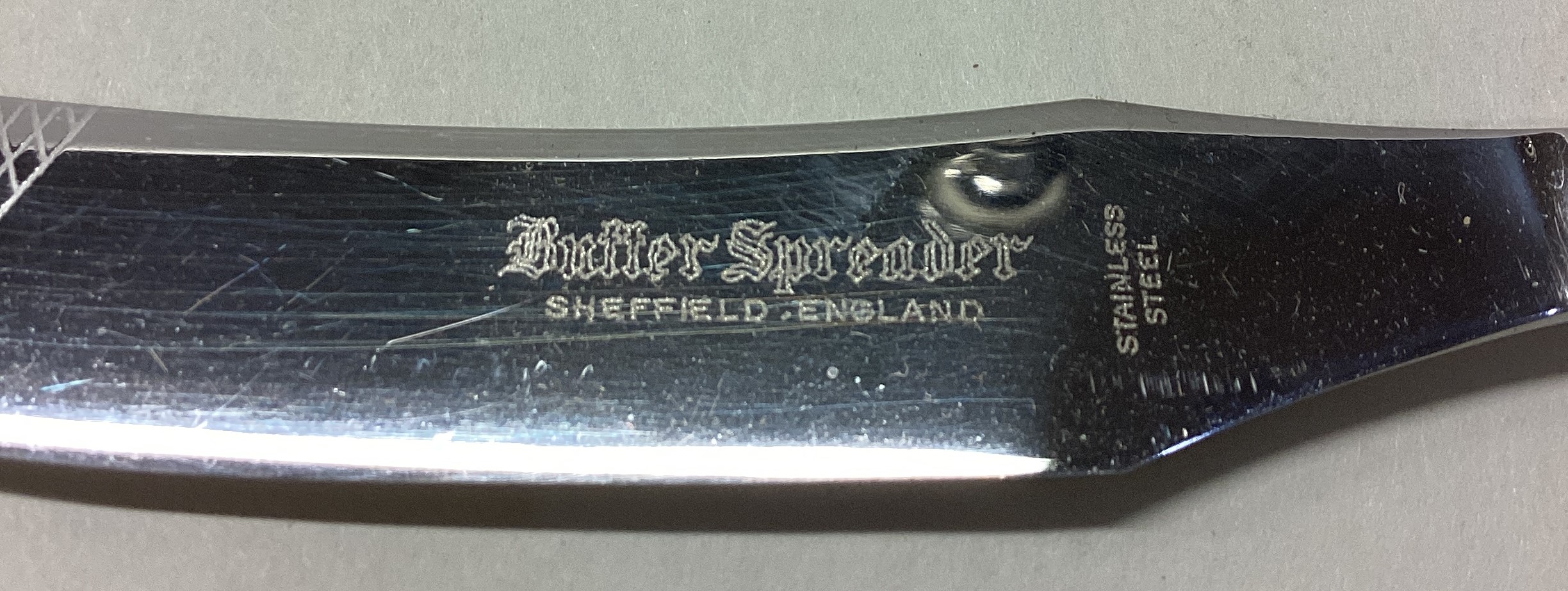 A cased silver handled butter knife. - Image 2 of 4