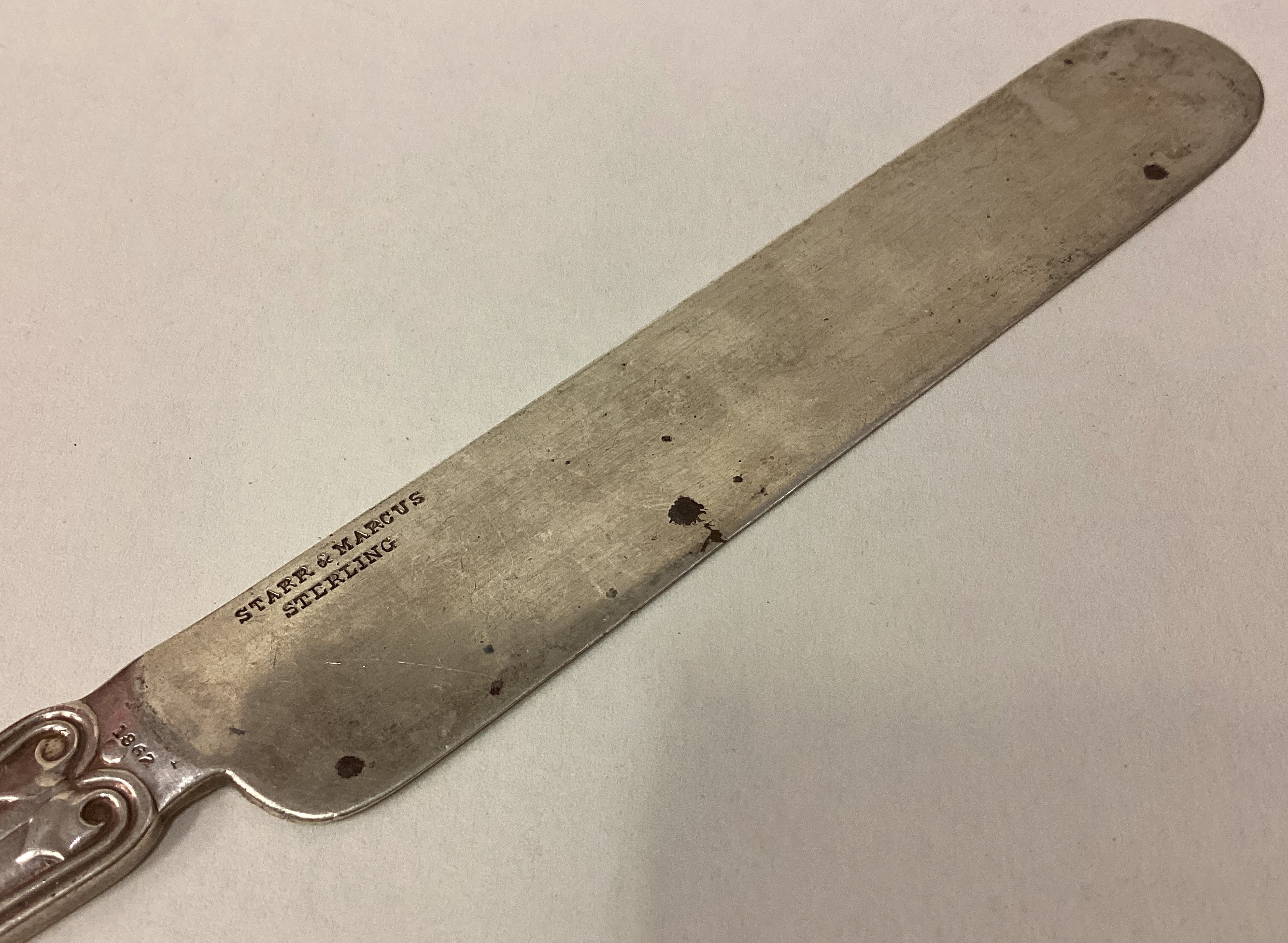 A large American silver butter knife. - Image 2 of 2