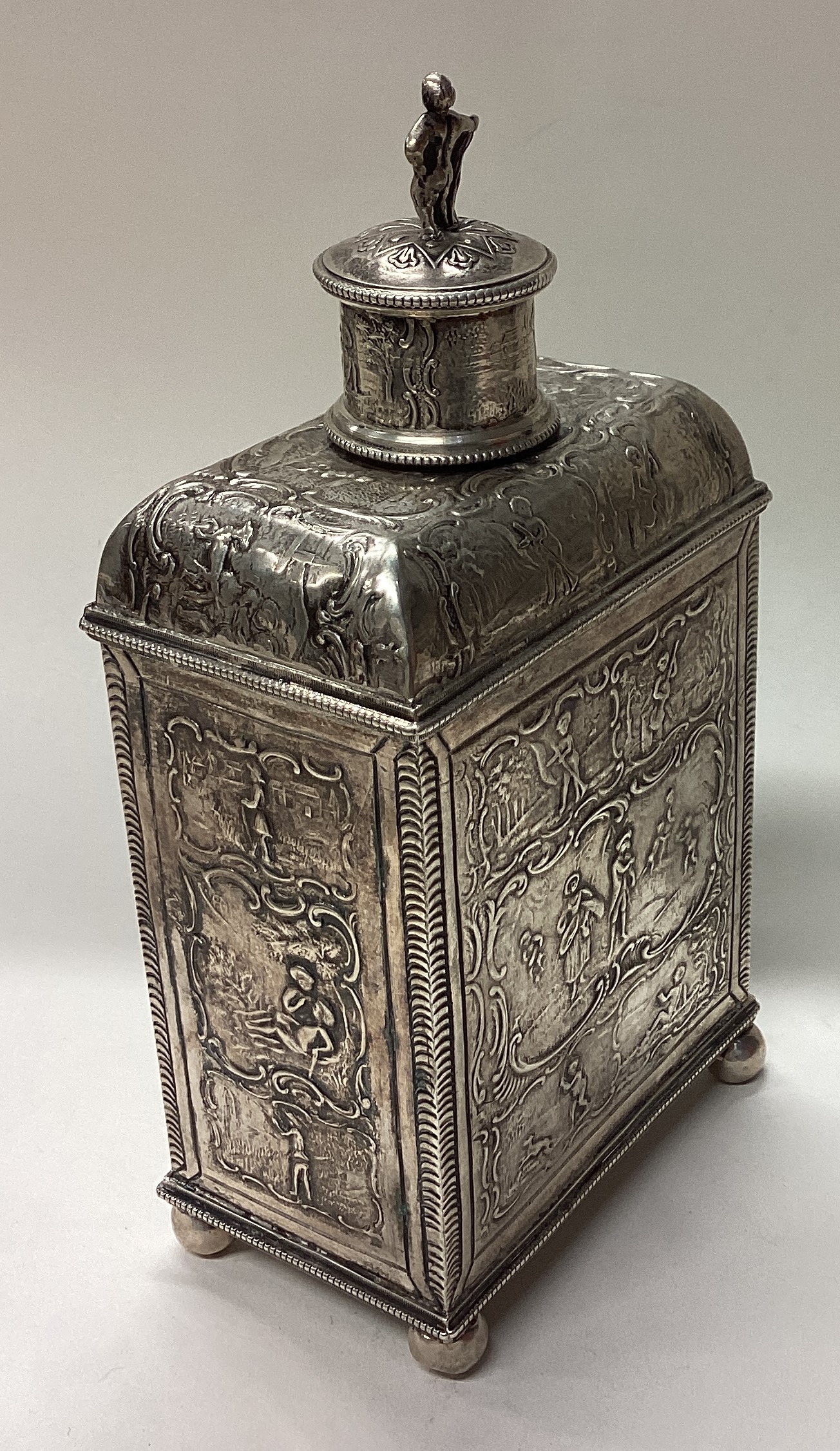 A 19th Century Dutch silver tea caddy with embossed decoration. - Image 3 of 4