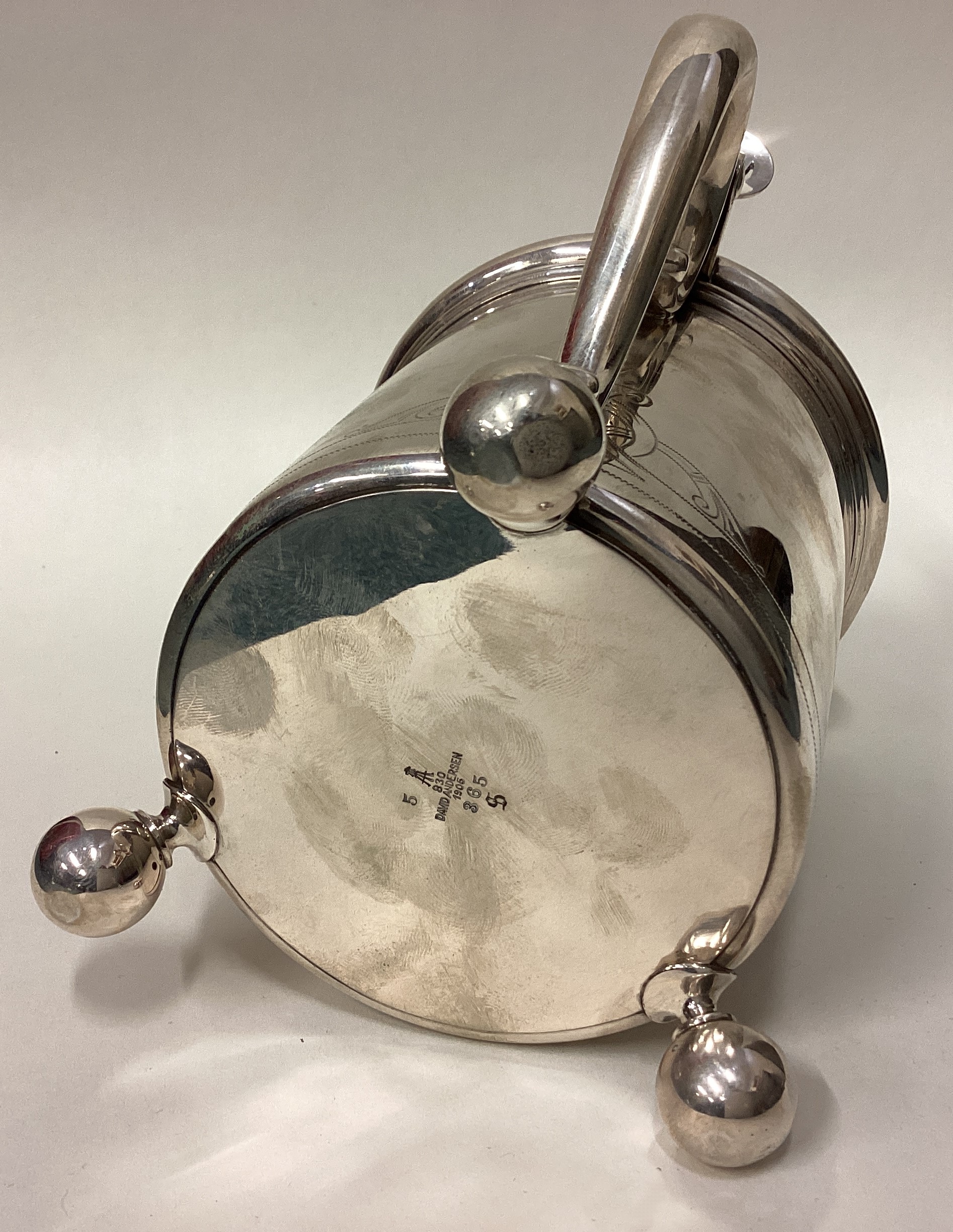 A rare silver lidded tankard. By David Andersen. - Image 4 of 4