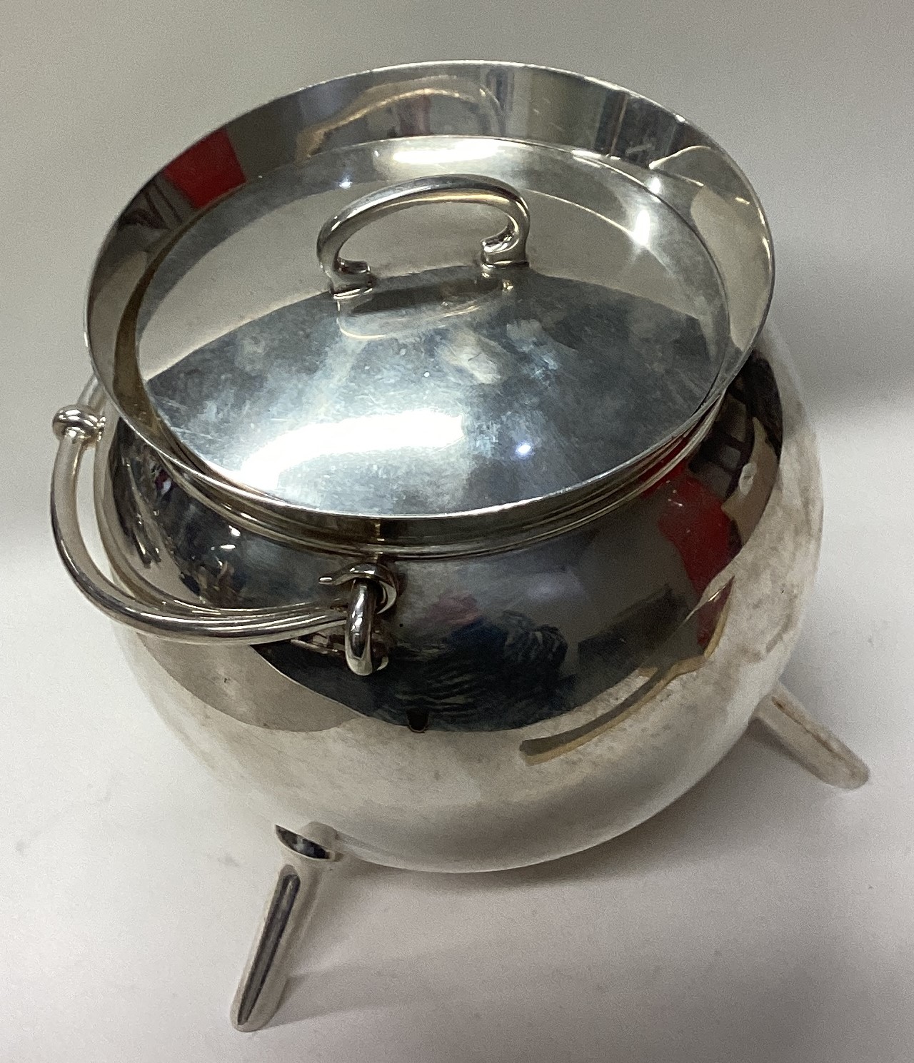 A rare novelty silver tea caddy in the form of a cauldron. - Image 2 of 4