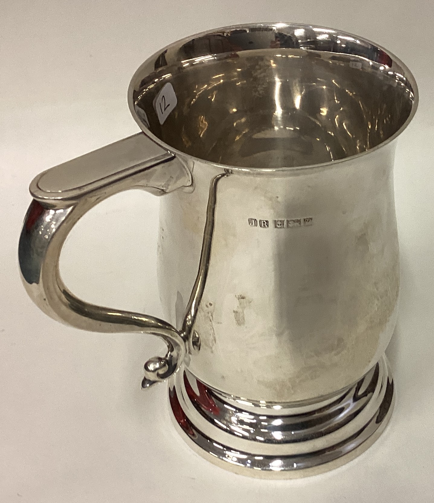 A large silver pint mug in the Georgian style. - Image 2 of 3
