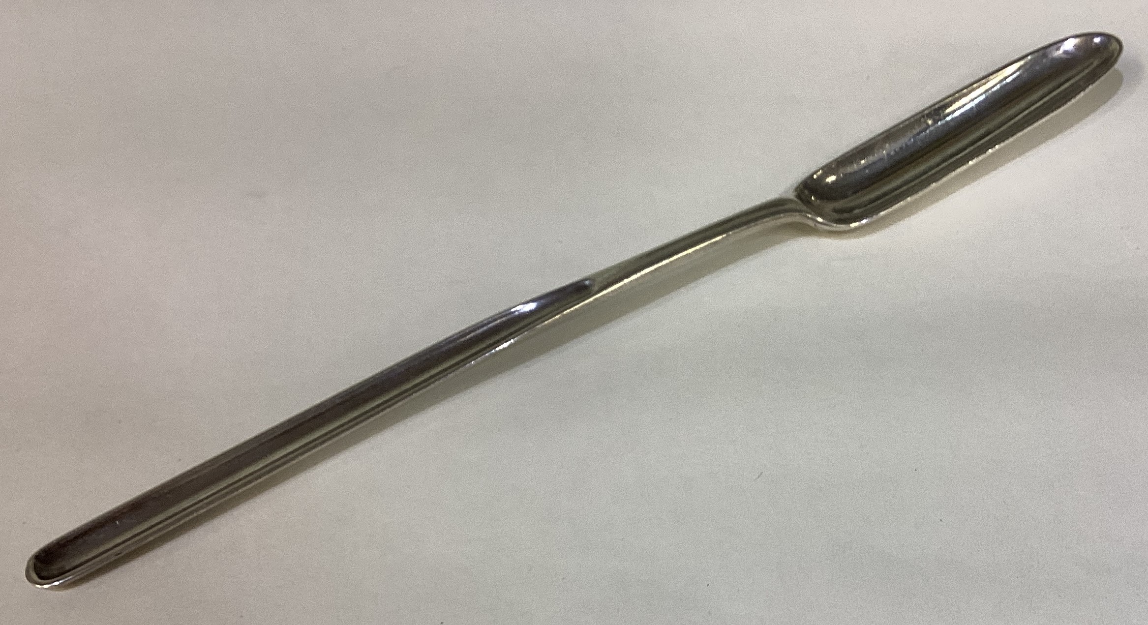 HESTER BATEMAN: A rare 18th Century George III silver marrow scoop.