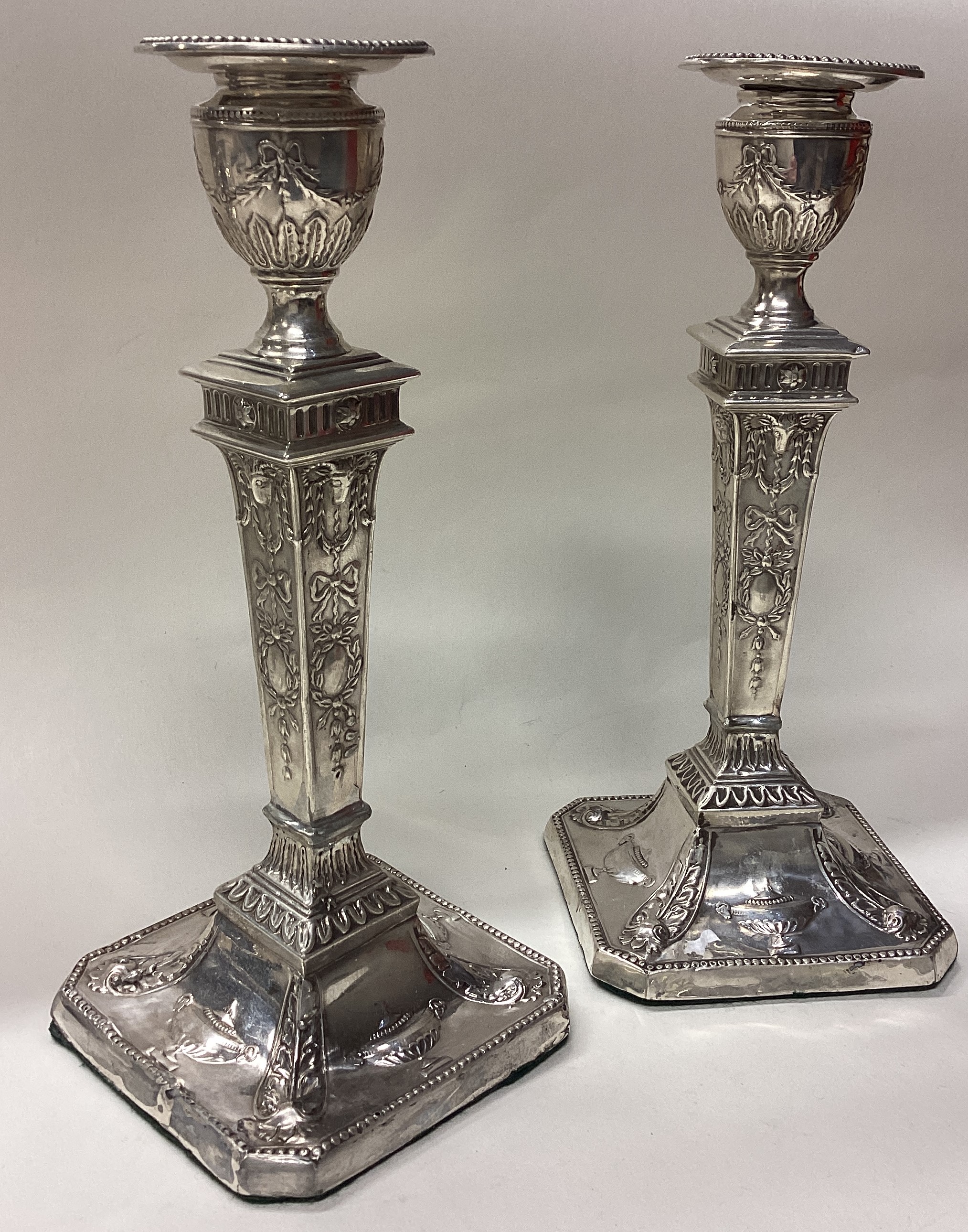 A fine pair of Neo Classical Victorian silver candlesticks. - Image 3 of 3