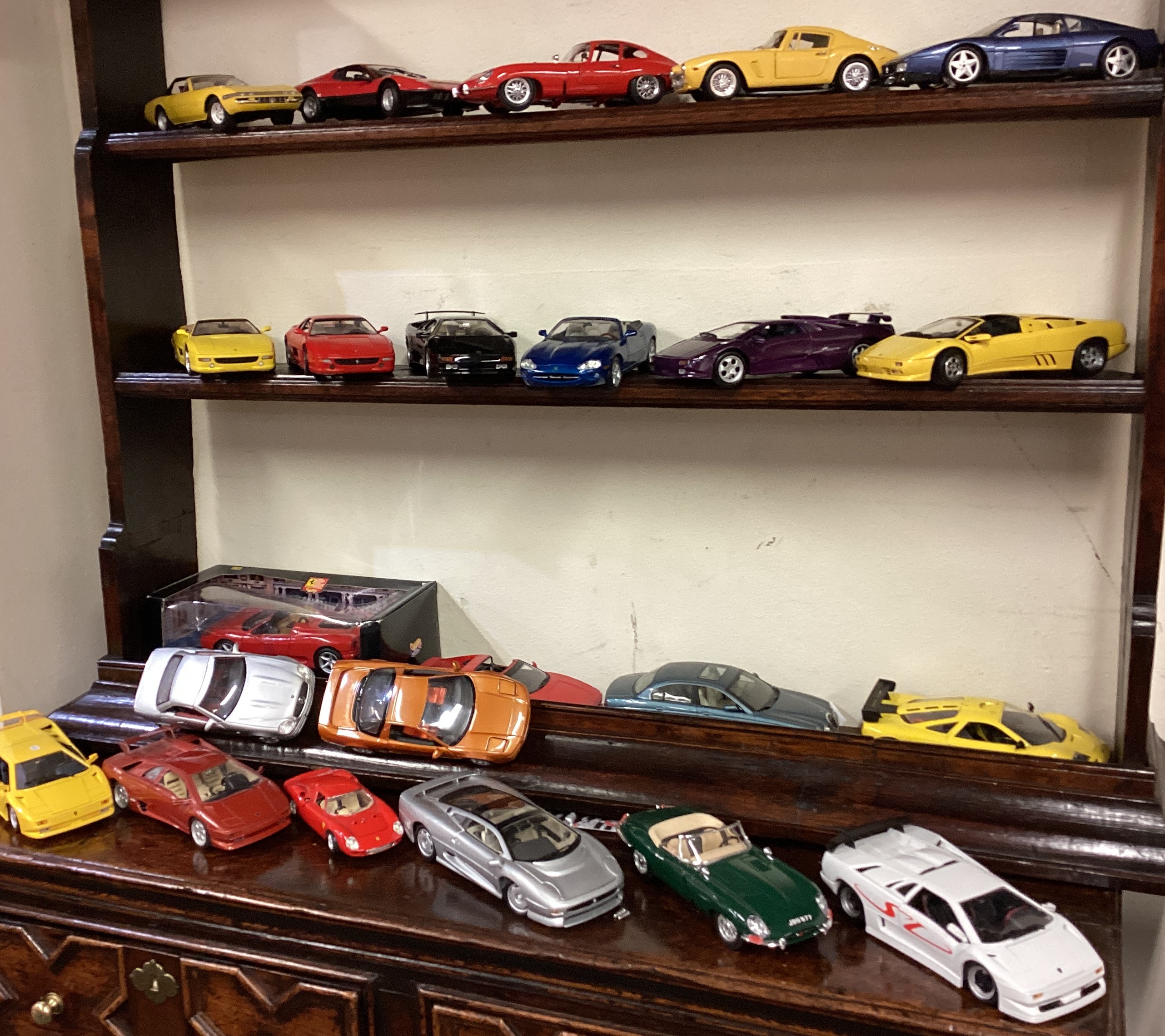 A good collection of 1:18 scale model cars.