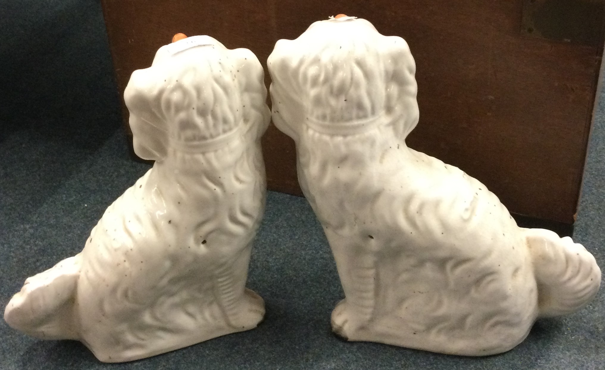 A pair of Staffordshire dogs. - Image 2 of 2